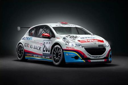 El Peugeot 208 GTi debuta en Nürburgring