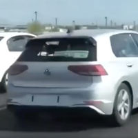 ¡Espiado! El Volkswagen Golf 2020 sigue coqueteando con la cámara