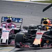Max Verstappen pierde los nervios y golpea a Esteban Ocon tras perder la victoria en Brasil