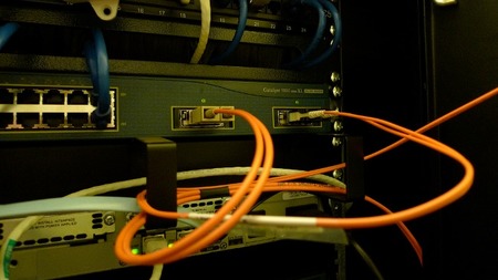 La mitad de la población ya dispone de acceso a la banda ancha de 100MB