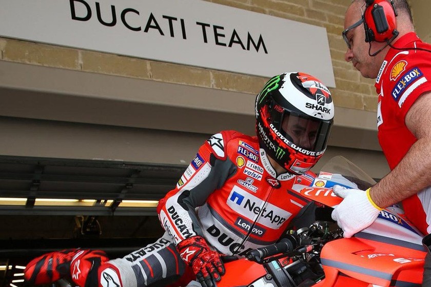 www.motorpasionmoto.com