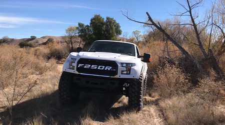 Ford F250 MegaRaptor