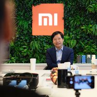 O CEO da Xiaomi fez algo impensável na China: disse aos seus clientes para comprarem carros da concorrência 
