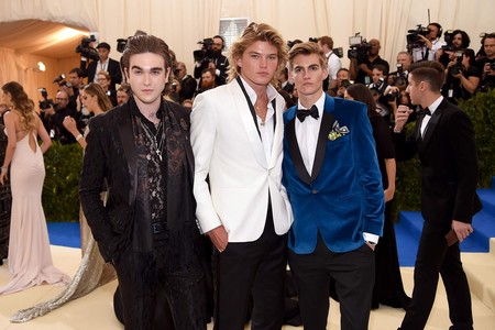 Desenfreno y un adiós definitivo al restrictivo black tie entre los asistentes más cool a la Met Gala