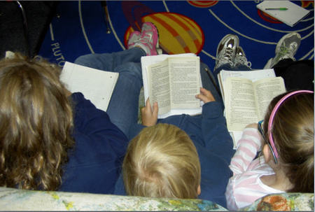 Los hábitos de lectura en niños españoles y el papel de la familia en el acercamiento a los libros