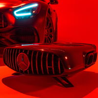 Esta bocina tiene forma de parrilla de Mercedes-AMG GT y te costará casi lo que un CUPRA León