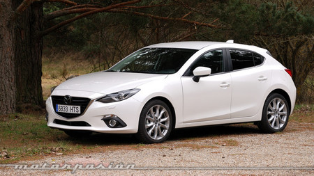 Mazda3 5p 2.0 y 2.2D automáticos, prueba (exterior e interior)
