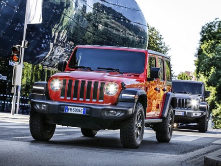 Jeep se pronuncia sobre el Wrangler electrificado: tendrá hasta 50 km de autonomía y una aceleración 'nunca vista'