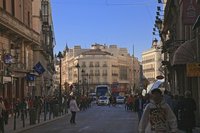 En 2025 los centros de las ciudades se librarán de los humos y los ruidos de los coches