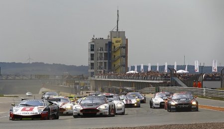 Fin de semana muy repartido en las carreras del FIA GT1 en Sachsenring