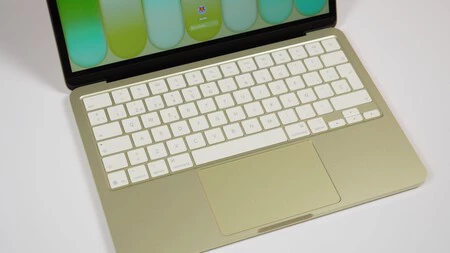 Macbook Neo Trackpad