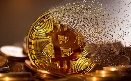 La Policía Nacional destapa una presunta estafa con bitcoins: se apropiaron de criptomonedas por valor de 7 millones de euros