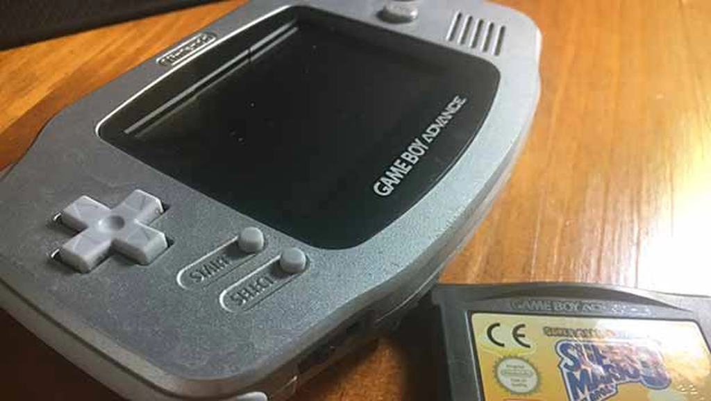 Este jugador descubrió un error de Nintendo: la Game Boy Advance falló en algo que la Game Boy Color hacía mejor  