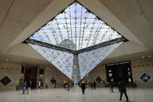Louvre