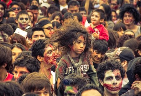 ¡Los zombis invaden México!