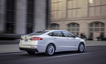Ford Fusion 2019 4