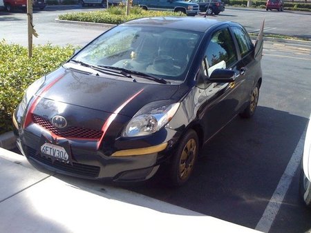 El Toyota Yaris también puede ser Batmóvil