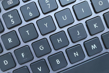 ブリッジ キーボード iPad Pro 2018