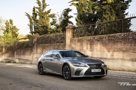 La guerra de Lexus contra el ruido: Takumis, sellados y burletes para una experiencia interior sublime