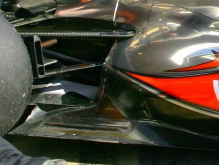 La FIA prohíbe que el difusor soplado funcione durante las frenadas
