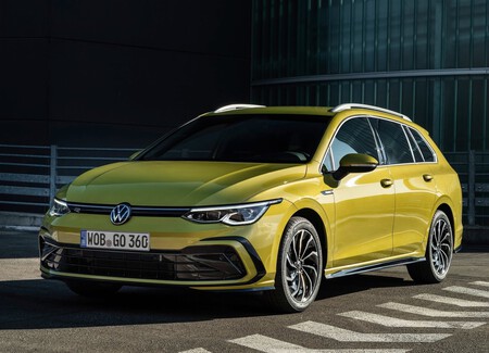 Volkswagen Golf Variant 2021 1600 01