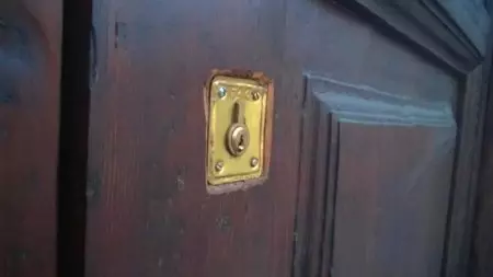 Nokia Lumia 735 sample