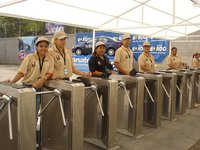 Lo absurdo del control de entrada y salida