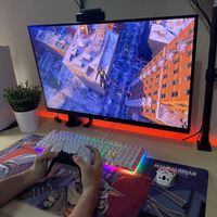 Quiero comprar un monitor y me pierdo con tanta sigla y especificaciones: esto es lo que significa cada etiqueta en la caja 