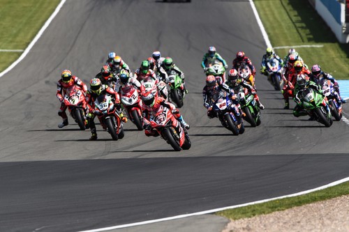 ¡El mundial de Superbikes empieza ya! Un espectáculo con mil incógnitas y de momento cero respuestas