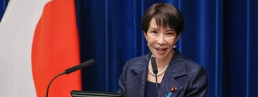 La primera ministra de Japón desata la polémica reuniendo a su equipo de madrugada en un país azotado por las muertes por exceso de trabajo