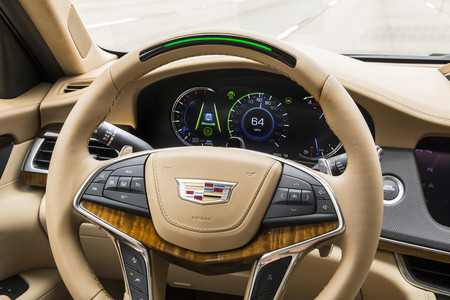 Cadillac también se suma a la conducción semiautónoma con su "Super Cruise"