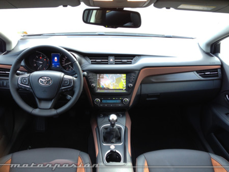 Toyota Avensis 2015 Prueba