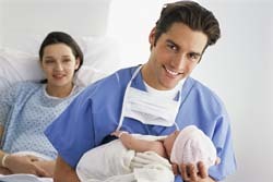 Cortar el cordón umbilical, una posibilidad para el padre