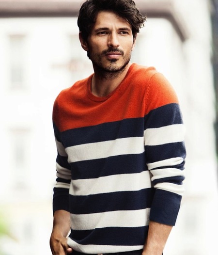 Andrés Velencoso igual se te mete en la ducha en gayumbos que se prueba lo último de H&M