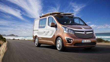 ¿Te gusta la diversión al aire libre? Aquí está Opel Vivaro Surf concept