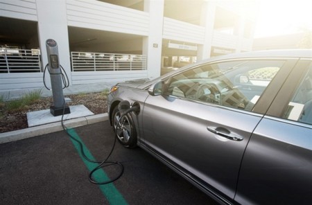Kia y Hyundai se apuntan a la moda de lo enchufable en Estados Unidos