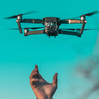 Drones con explosivos: el arma cada vez más popular de los cárteles en México con tecnología china y hasta pilotos especializados 