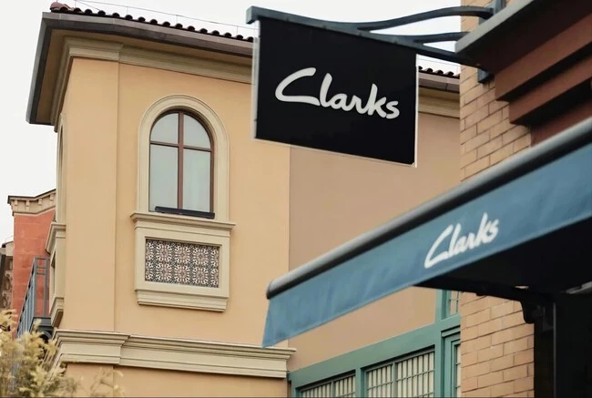 Clarks01