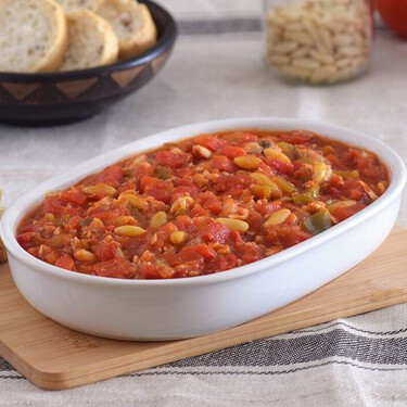 El plato típico de Valencia, que sabe a verano, y no se conoce en el resto de España. Mucho más fácil y fresquito que la paella 