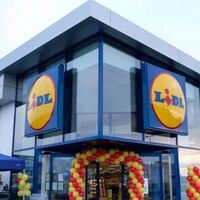 Mañana lunes, 27 de abril, llega a Lidl el accesorio que protege la vitrocerámica y amplía la encimera por menos de 6 euros