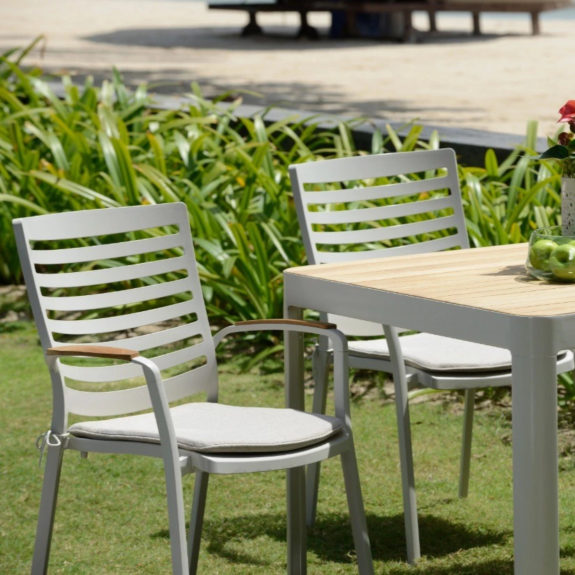 Conjunto de jardín Portals de madera de teca 4 plazas
