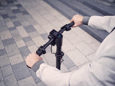 Audi Electric Kick Scooter 8 2023