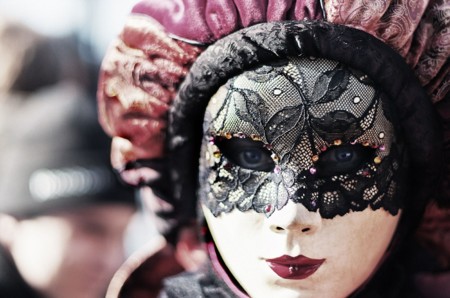 Estas son las mejores herramientas y canales de YouTube para triunfar durante los carnavales