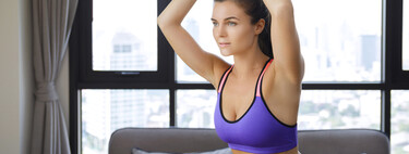 Este entrenamiento de TRX de cuerpo completo tiene sentadillas y flexiones y lo puedes hacer en solo 7 minutos