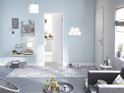 Interiorismo contemporáneo para un estudio moderno y acogedor 