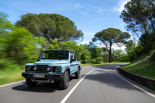 Probamos la Ineos Grenadier Quartermaster: la pick-up más dura también es un 4x4 ultraeficaz y divertido