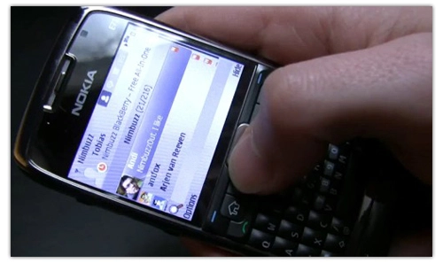 Nimbuzz en Symbian S60 con cliente Twitter