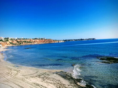 El Refugio De Terelu Campos Para Disfrutar Del Verano Arroz Con Marisco Playas Tranquilas Y Mucha Calma Marinera