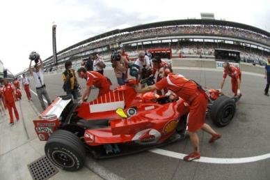 Pole en Indy para Ferrari Bridgestone
