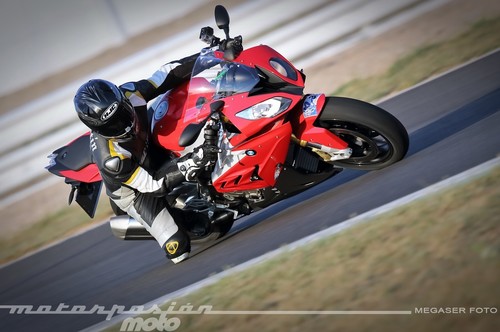 BMW S 1000 RR, prueba (valoración, vídeo, ficha técnica y galería)